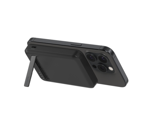 Belkin BoostCharge Pro Cargador inalámbrico Negro