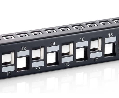 Equip 76932407201 panel de parcheo 1U