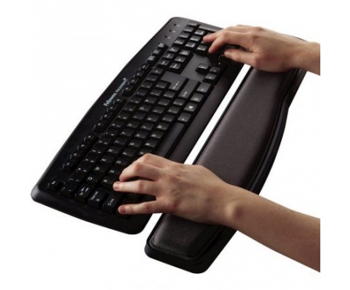 FELLOWES 9374201 PREMIUM REPOSAMUECAS GEL PARA TECLADO SUPERFICIE DE POLIESTER COLOR GRAFITO