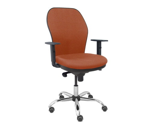 Piqueras y Crespo Silla Jorquera respaldo bali marr?n asiento bali marr?n base cromada y ruedas parqu