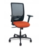 Piqueras y Crespo Silla Zulema sincro malla negra asiento bali naranja oscuro brazos 2D ruedas 65mm