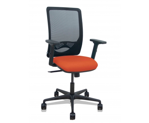 Piqueras y Crespo Silla Zulema sincro malla negra asiento bali naranja oscuro brazos 2D ruedas 65mm