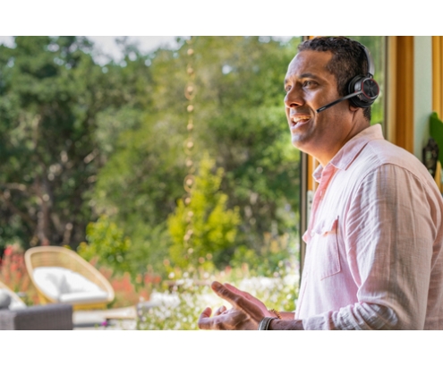 POLY Auriculares Voyager 4320 USB-C
