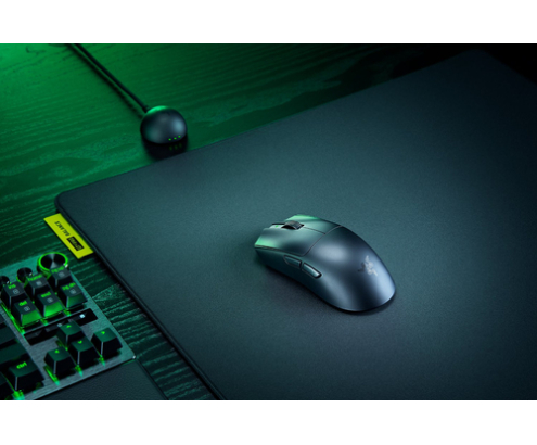 Razer Viper V4 Pro ratón Juego mano derecha RF Wireless + USB Type-C Óptico 50000 DPI