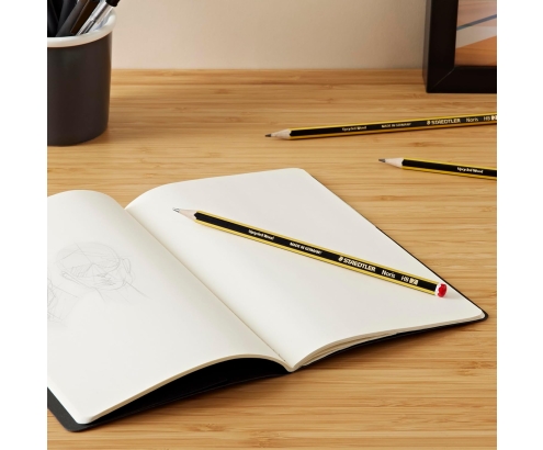 Staedtler Noris lápiz 2HB (pack 12 unidades) + Goma y sacapuntas