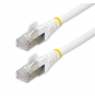 StarTech.com Cable de 2m de Red Ethernet CAT6a - Blanco - Low Smoke Zero Halogen (LSZH) - 10GbE - 500MHz - PoE++ de 100W - Snagless sin Pestillo - RJ-