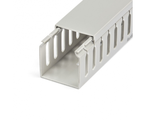 StarTech.com Canaleta para Cableado con Ranura Abierta y Tapa, 50 mm An x 50 mm Al - 2 m Lar - Ranuras de 8 mm, Cubierta de PVC o Conducto de Pared pa