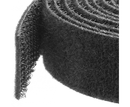 StarTech.com Gestionador de Cableado con Gancho y Bucle - Tiras de Gestión de Cables Autoadherentes - Bobina de 7.62m Negro