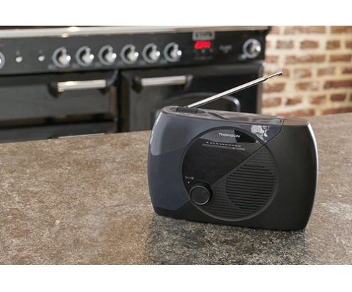 Thomson RT350 radio Portátil Analógica Negro